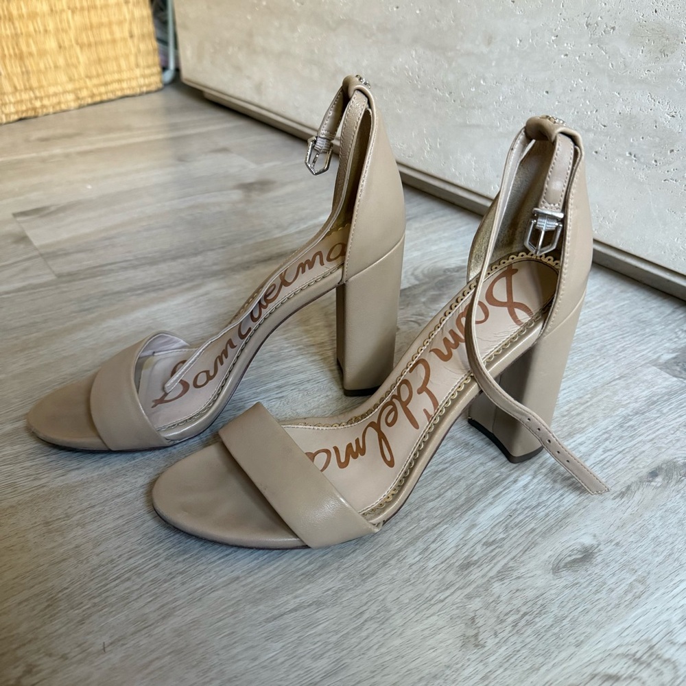 Sam Edelman Beige Block Heel Sandals - Size 8